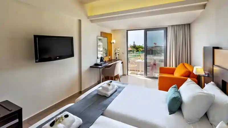 Twin Room with Sea View