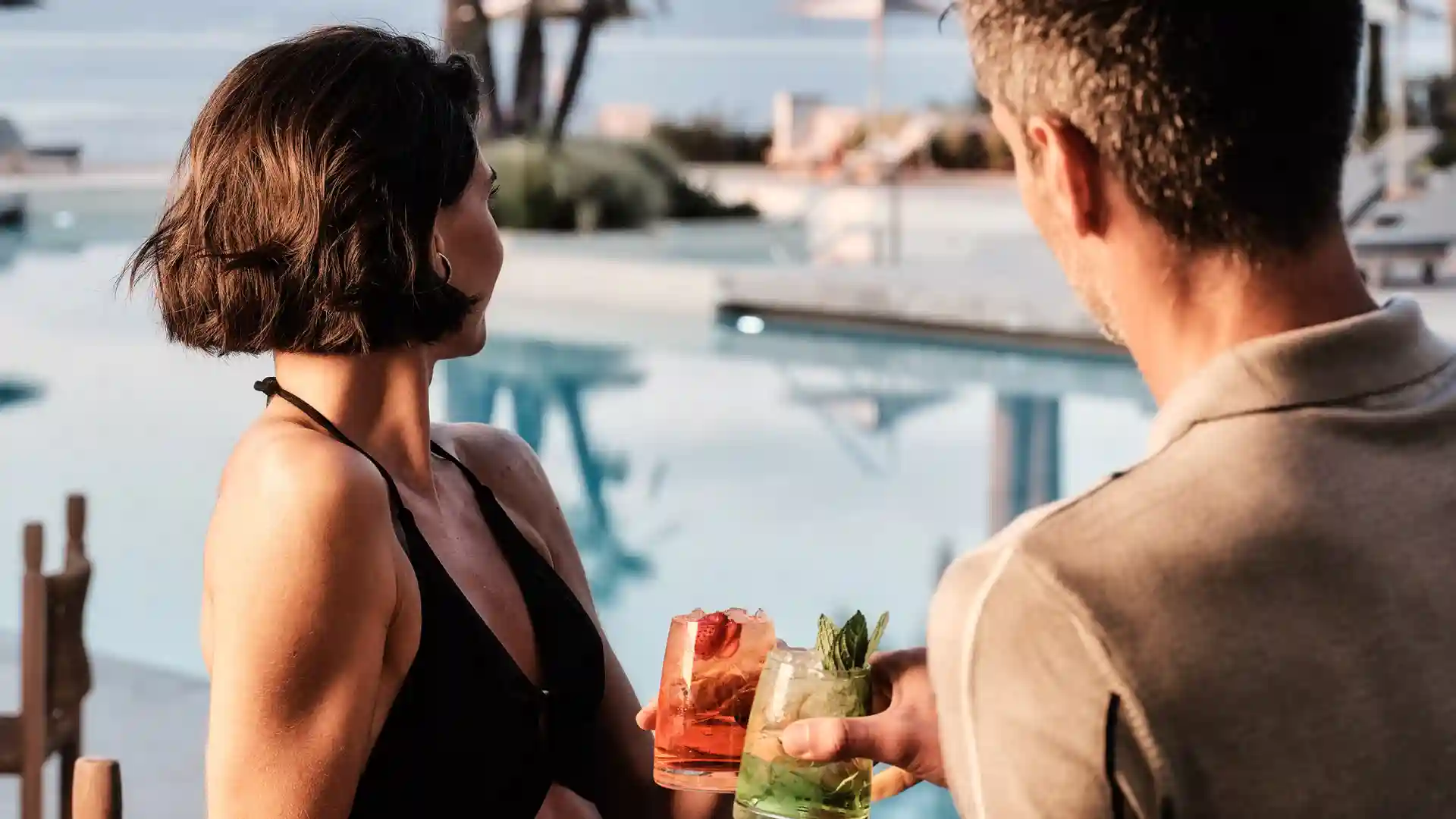 MERAVIA Leonardo Limited Edition - KYMA Pool Bar