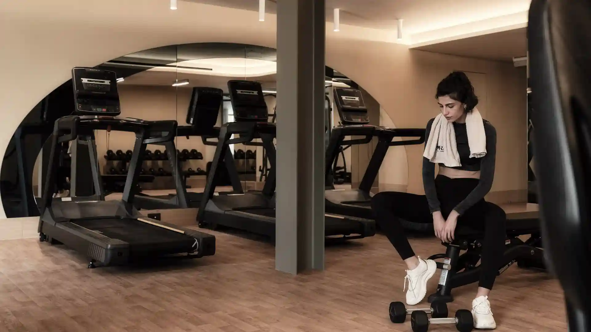 MERAVIA Leonardo Limited Edition - Fully Equipped Gym