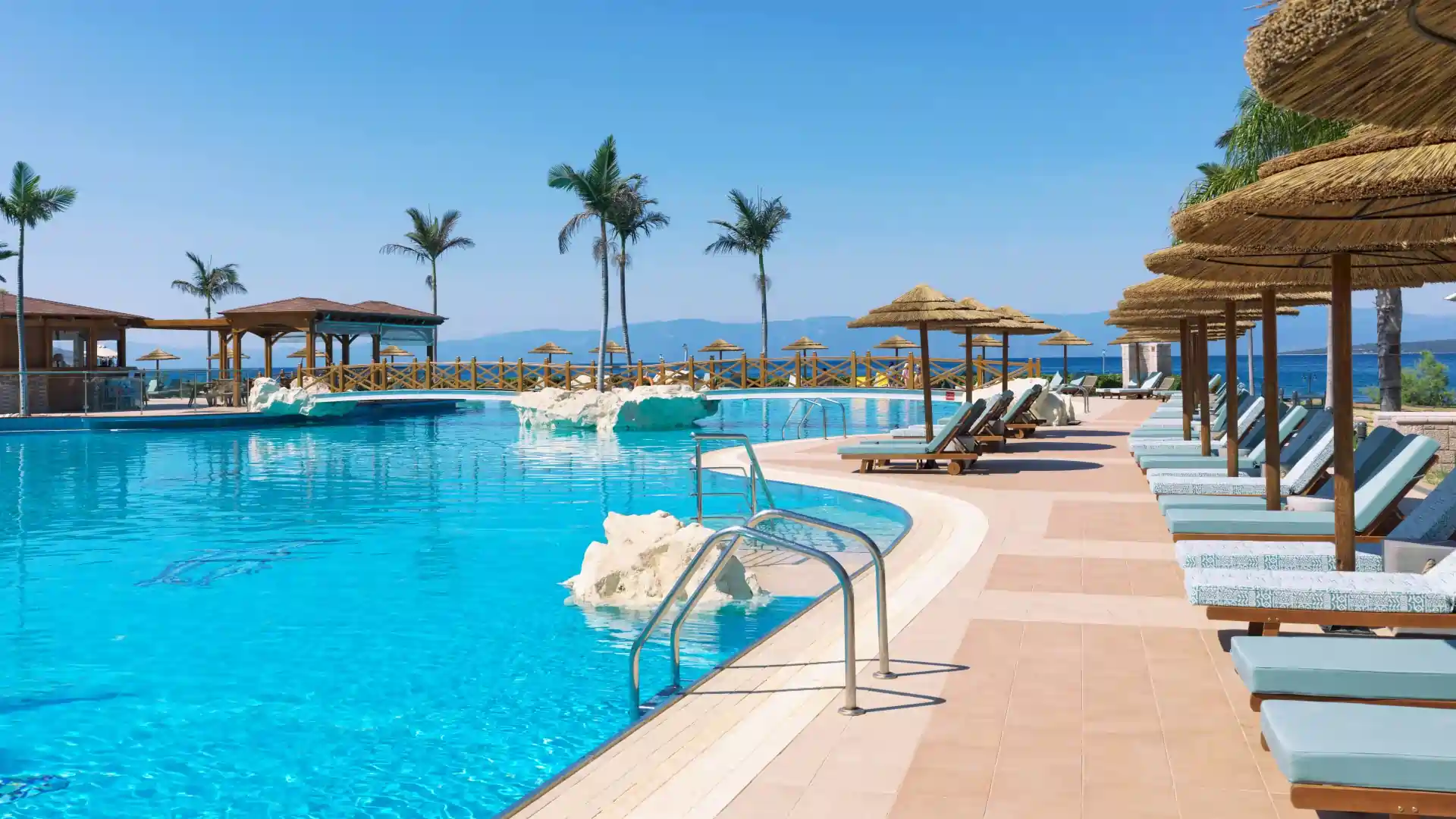 SEAFOS Luxury Resort & Spa Nafplio - Outdoor Pool