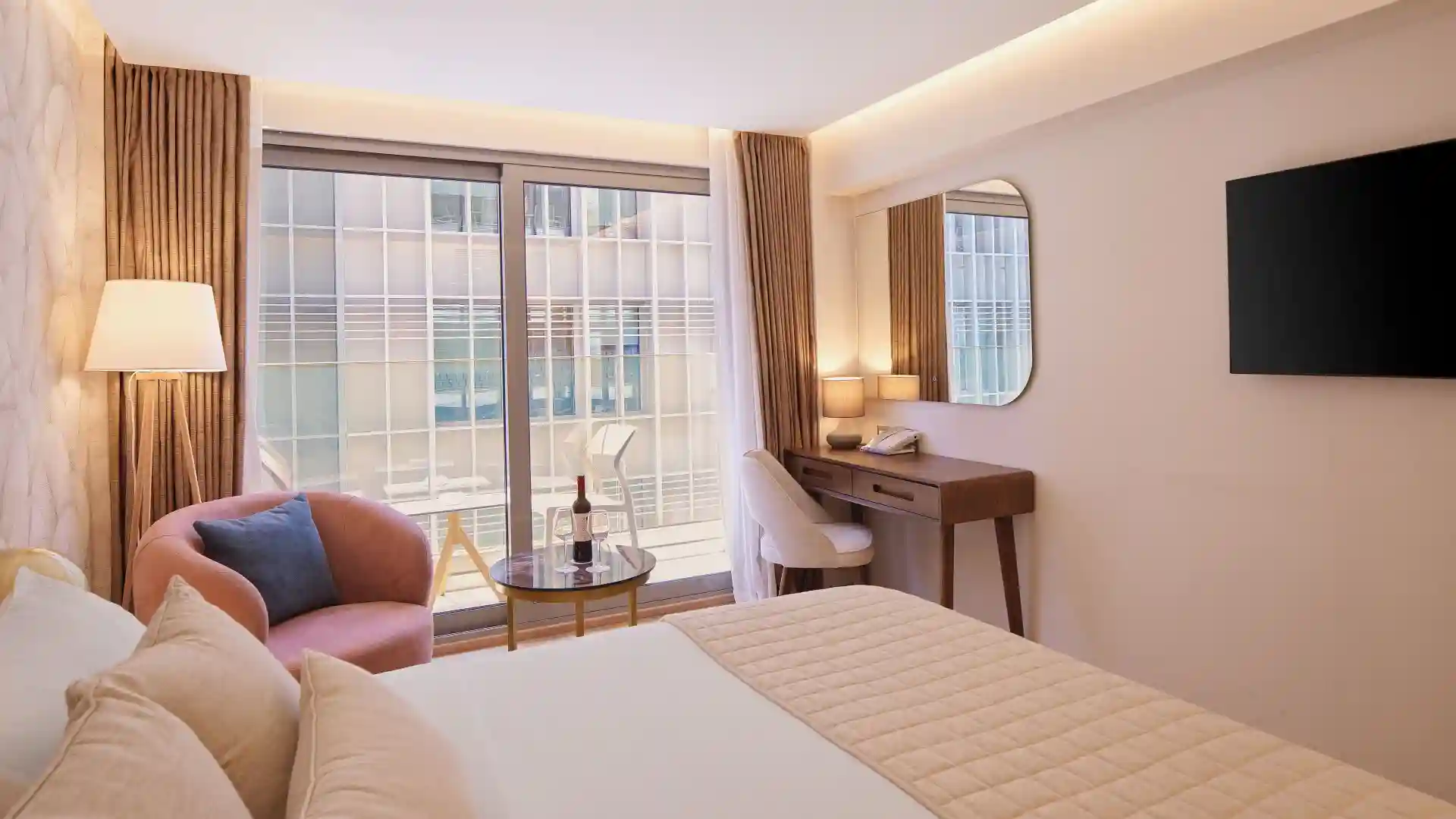 Superior Balcony Room