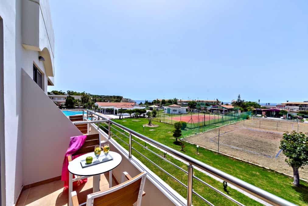 Twin Room with Sea View