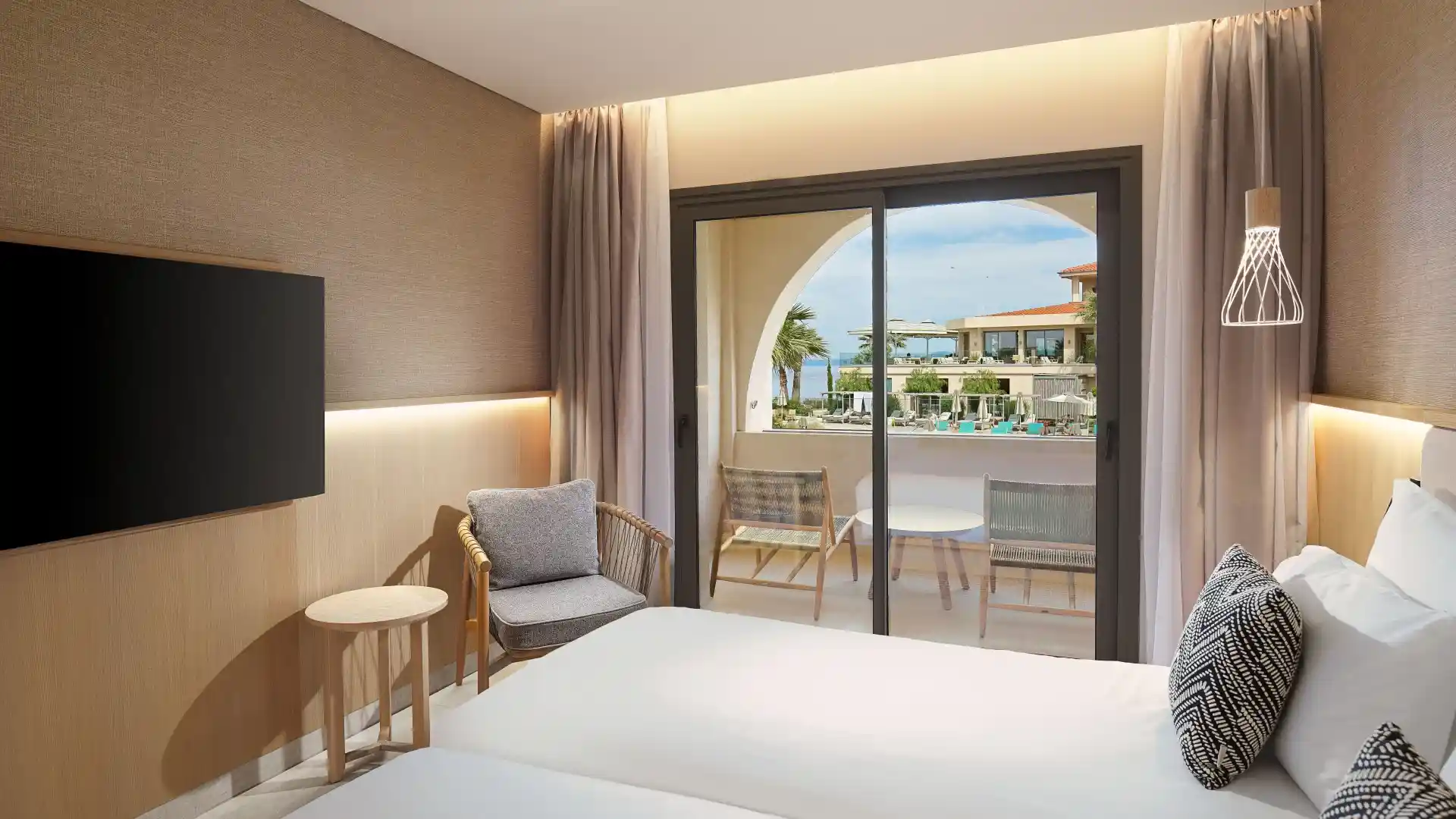 Deluxe Double Room Partial Sea View