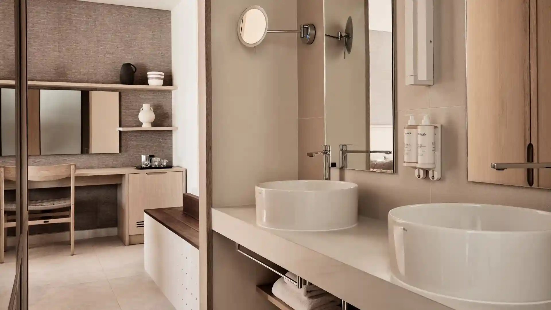 One-Bedroom Panoramic Suite with Sea View, Private Pool & Hot Tub