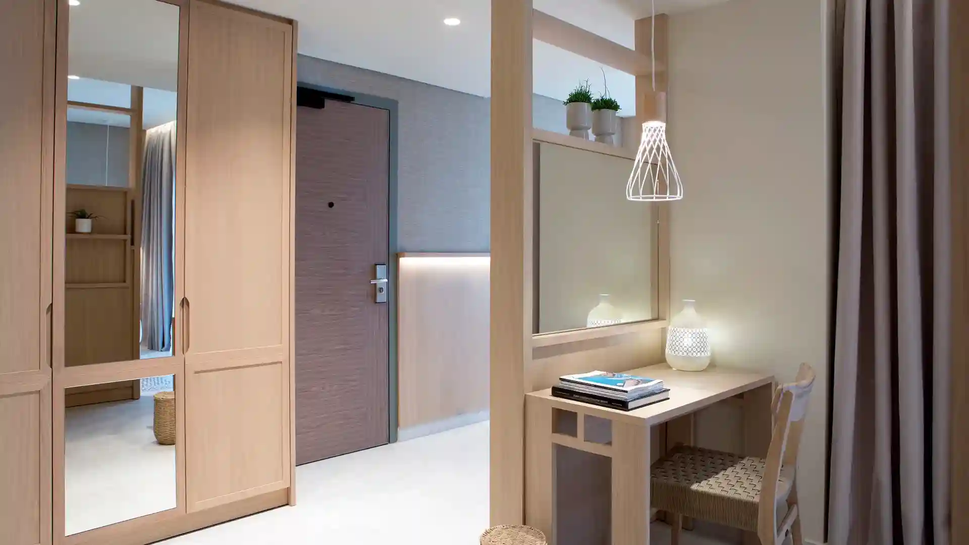 One-Bedroom Suite with Sea View & Private Pool