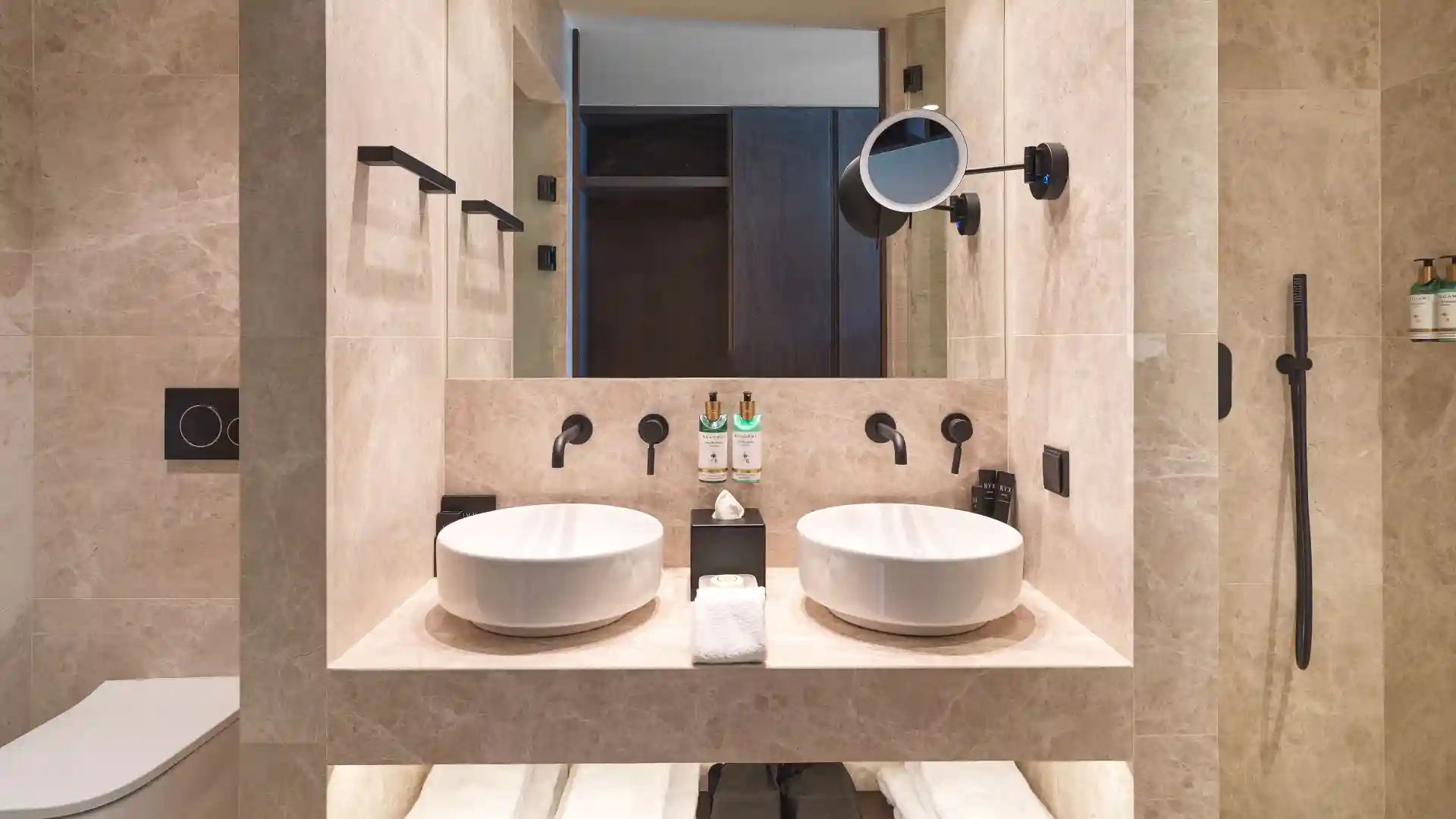 NYX Executive Suite