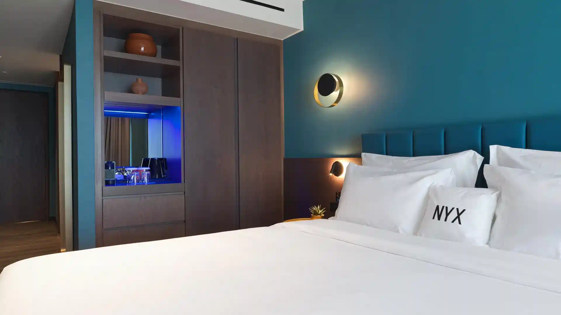 Executive Room with Business Lounge Access
