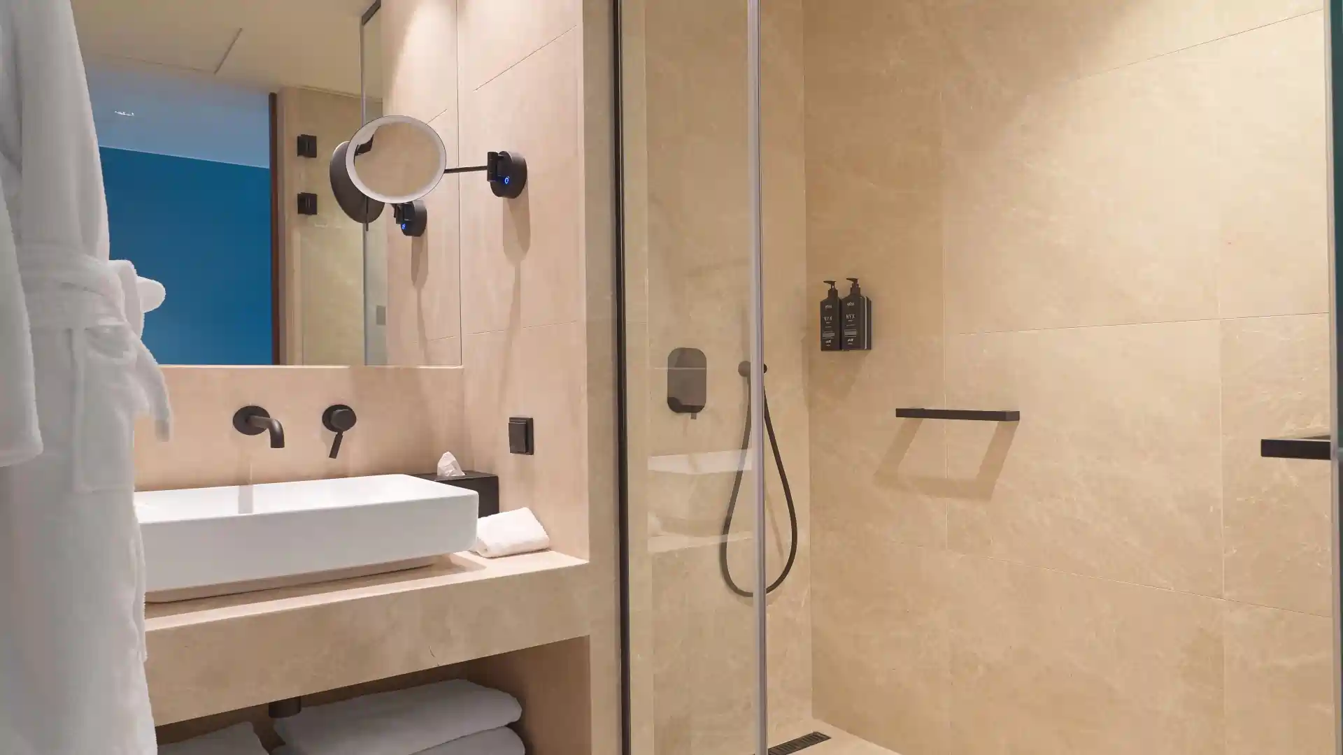 Executive Room with Business Lounge Access