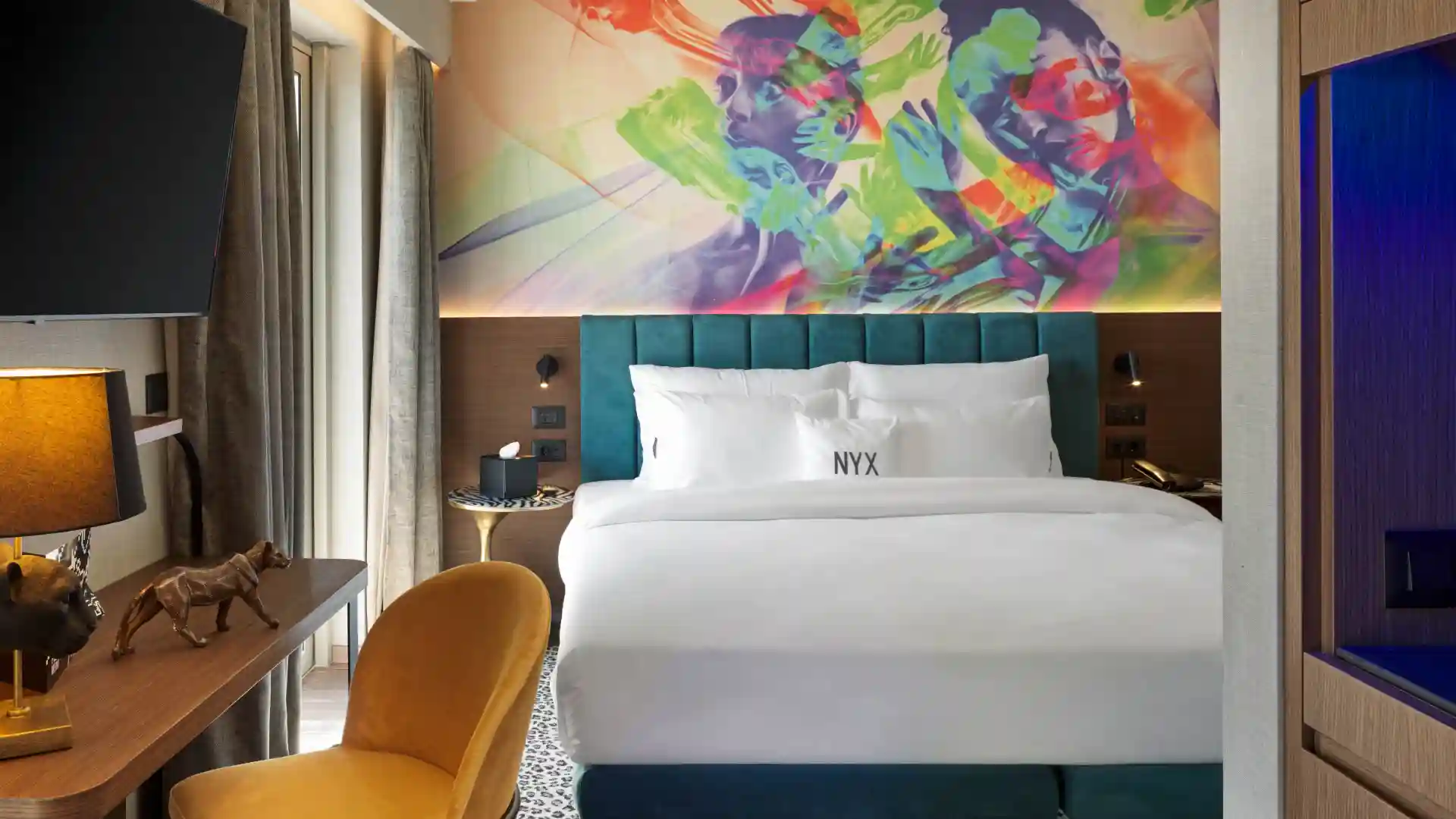 Executive Room with Business Lounge Access